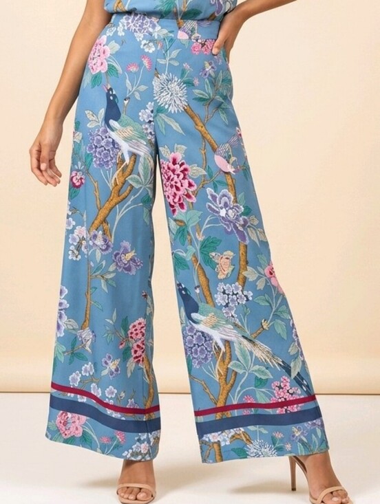 H&M Pants - Stunning H&M x GP J Baker floral wide leg trousers GORGEOUS! Sz O